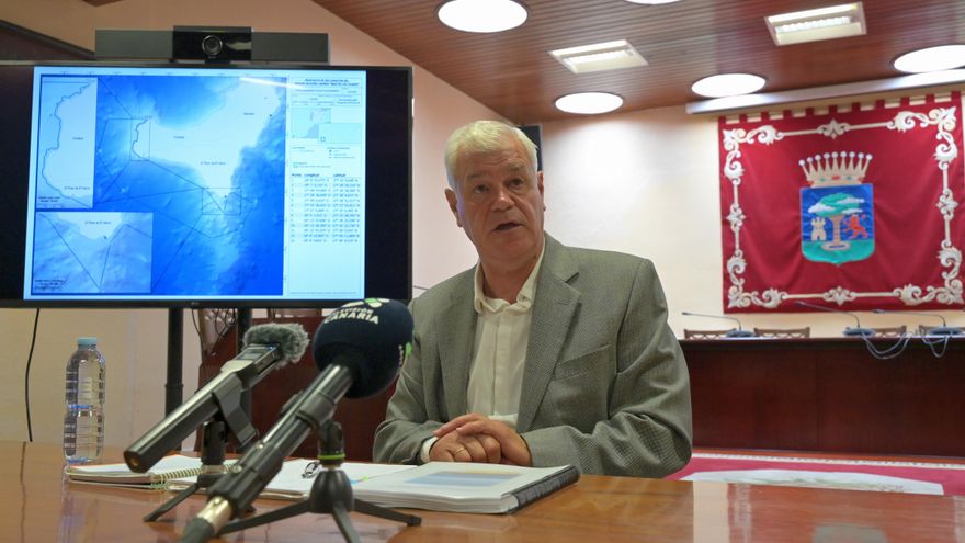 La pesca tradicional a caña será compatible con el parque nacional marino de El Hierro