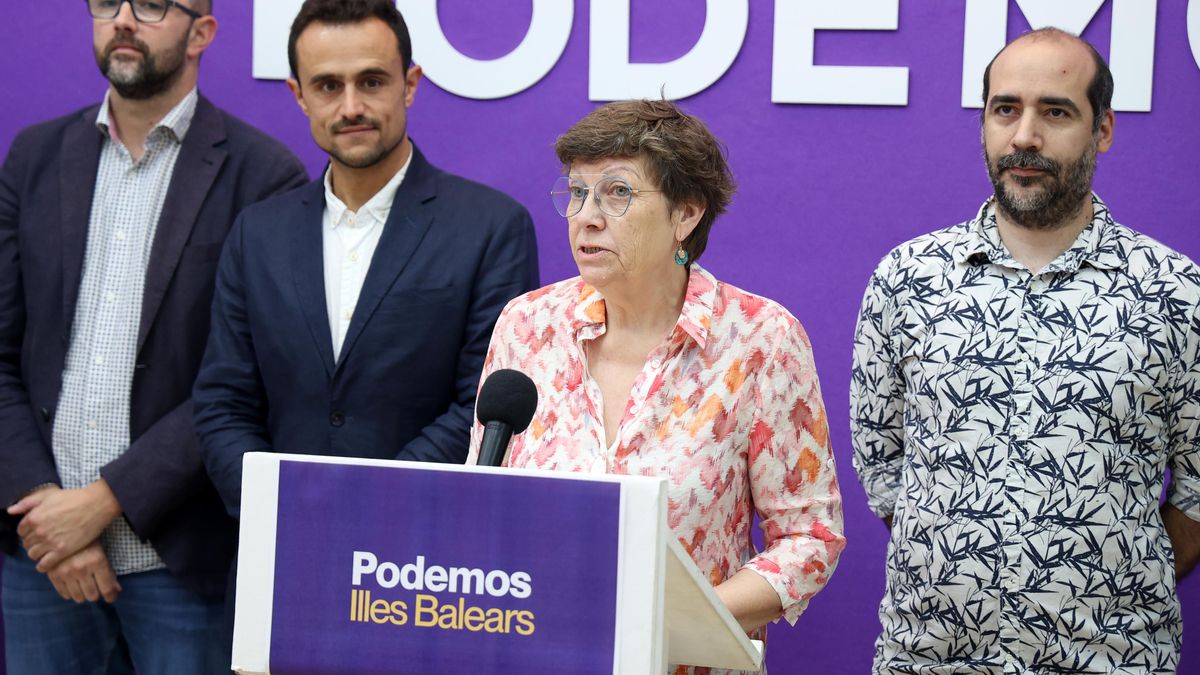 La candidata de Unidas Podemos en Baleares, Antònia Jover, durante una rueda de prensa, en la sede de Podemos, a 1 de junio de 2023