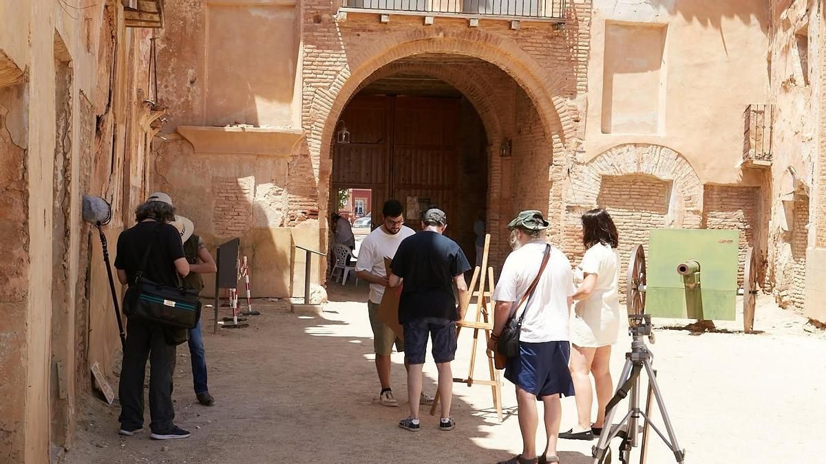Belchite vuelve a convertirse en un plató de cine con el reto de rodar un cortometraje en solo 24 horas