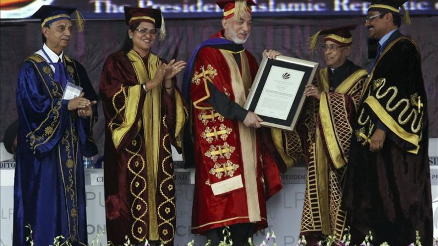 Karzai advierte que sin colaboración paquistaní no habrá paz en Afganistán