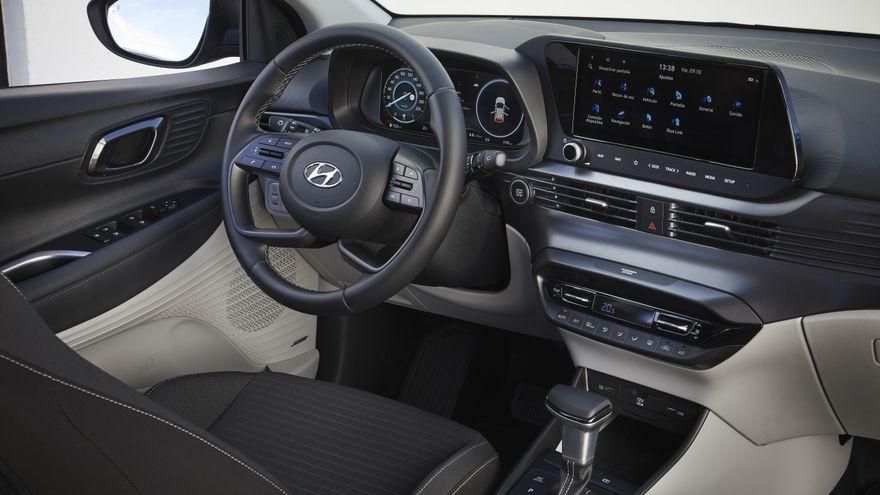 Habitáculo del Hyundai i20.