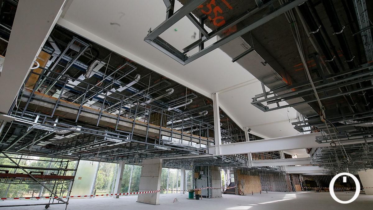 La vicepresidenta del Gobierno Carmen Calvo visita las obras de la Biblioteca del Estado