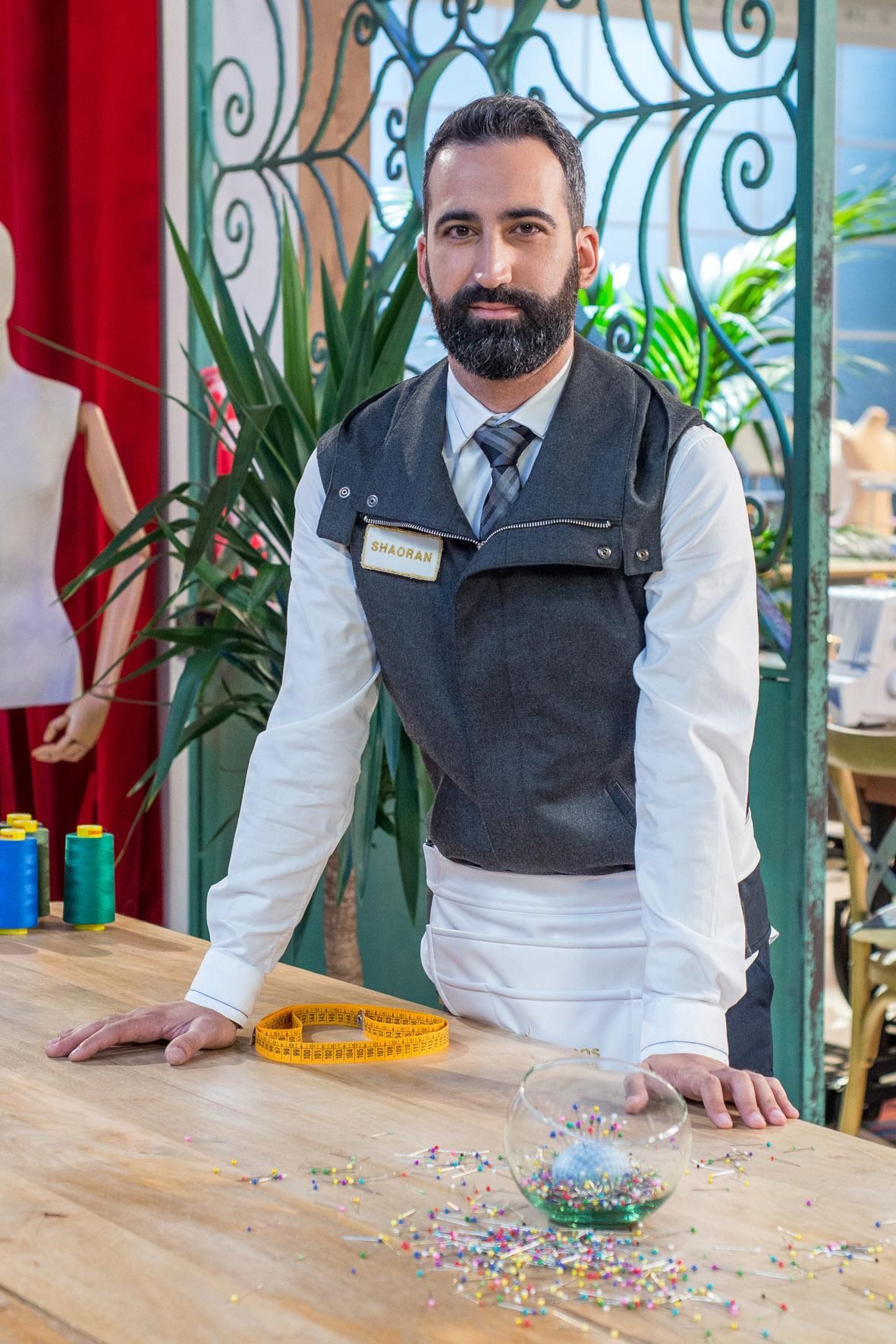 Shaoran, 32 años (Cádiz). Coordinador de sastrería.