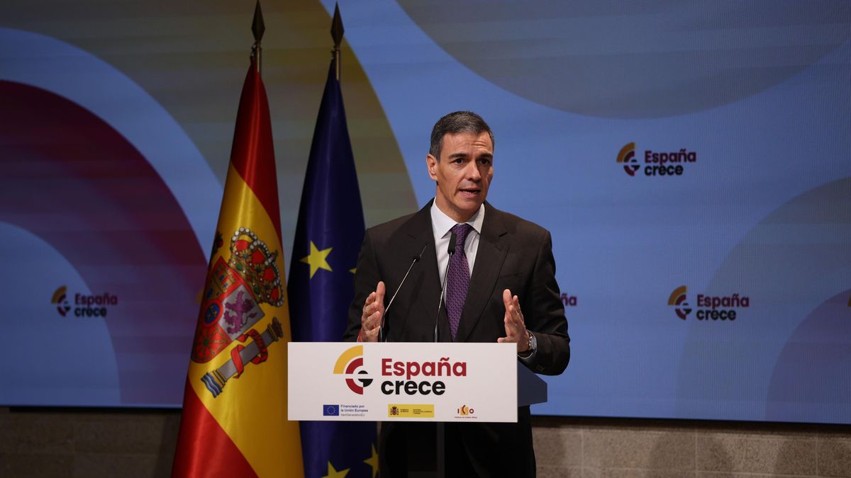 Archivo - El presidente del Gobierno, Pedro Sánchez, interviene durante el acto de clausura de la presentación del nuevo fondo ‘España Crece'.