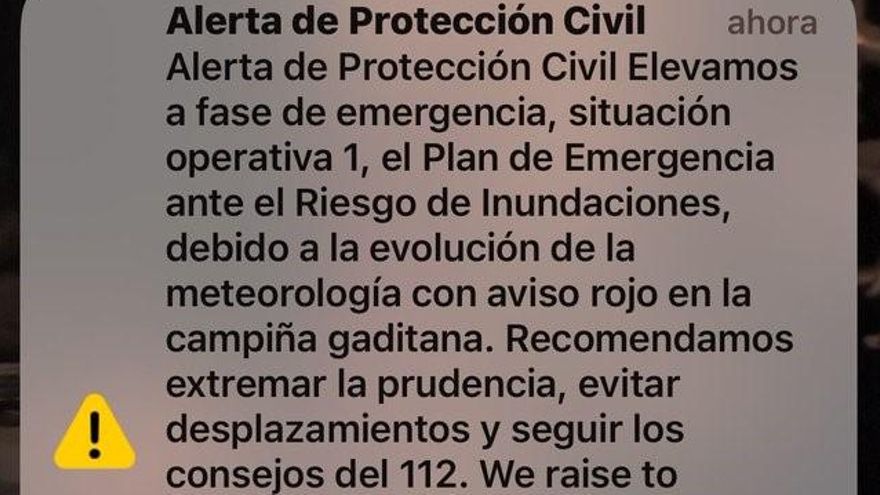 Imagen de la alerta móvil compartida por el Presidente de la Junta de Andalucía, Juanma Moreno, en X.