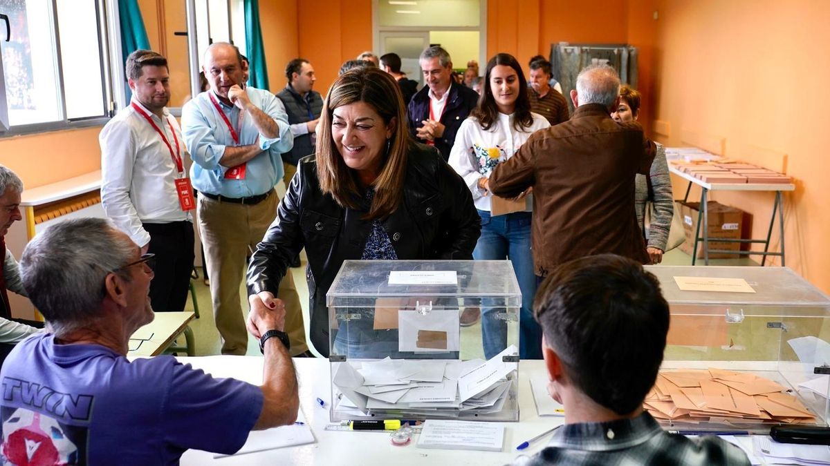La presidenta del Partido Popular de Cantabria y candidata a la Presidencia, María José Sáenz de Buruaga
