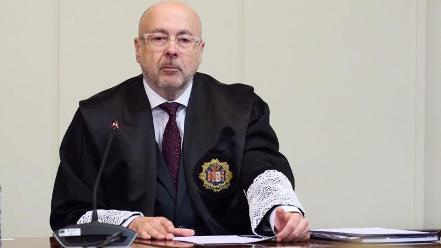 Jesús Arteaga, fiscal superior de Cantabria: "No hay nadie que pueda estar fuera de la ley, ni siquiera el rey"