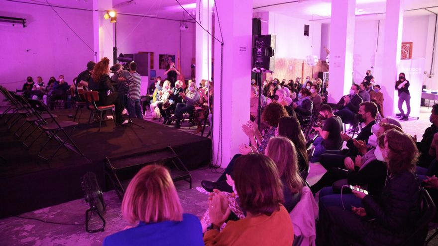 Encuentro de Podemos Canarias con colectivos sociales.