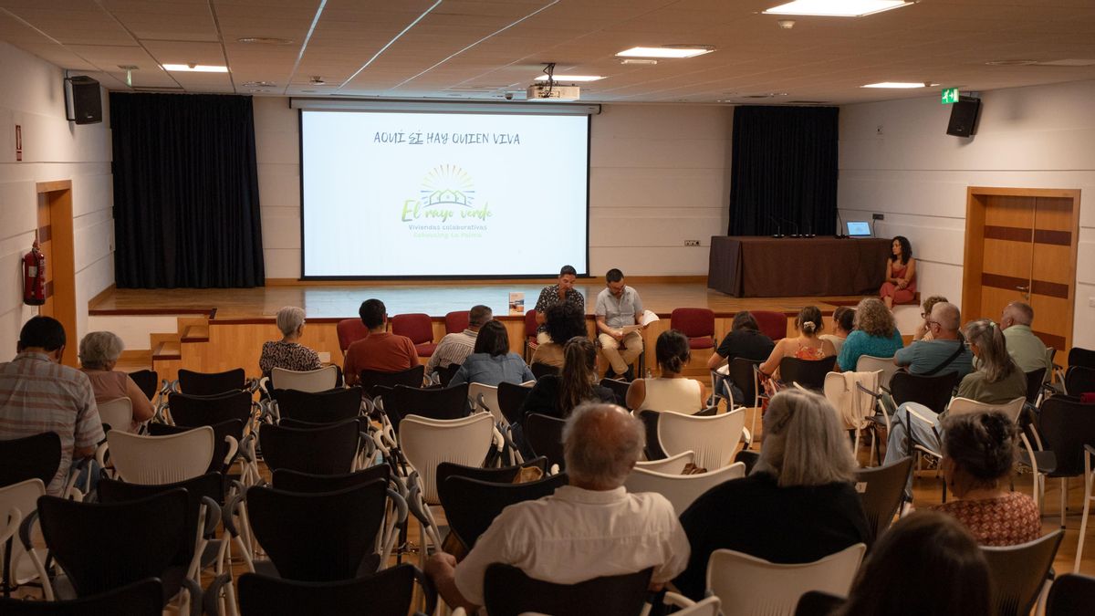 Participantes en el encuentro‘ Aquí sí que hay quien viva’  celebrado en La Palma.