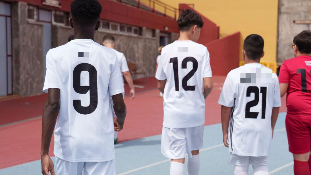 Adú, el niño migrante que ya es futbolista