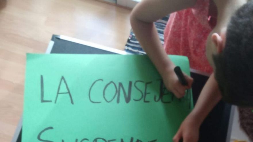 Las familias de un colegio de La Laguna se movilizan contra los retrasos del servicio de comedor: "Es un pilar indiscutible de la escuela"