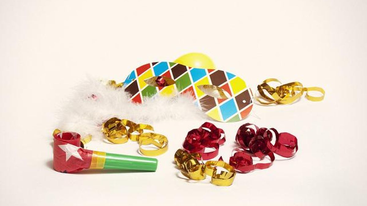 Lo usamos en Nochevieja, pero no sabemos de dónde viene el cotillón: este es el origen de esta tradición