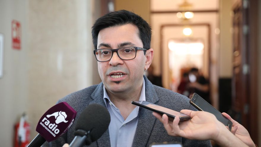El secretario primero de la Mesa del Congreso, Gerardo Pisarello, miembro de En Comú