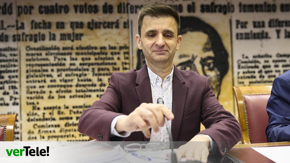 Vídeo: El presidente de RTVE se enfrenta a Vox por acusar a la cadena ...