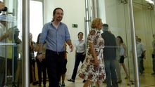 Las negociaciones entre Podemos y Carmena siguen encalladas por el número dos y la cuota en la lista