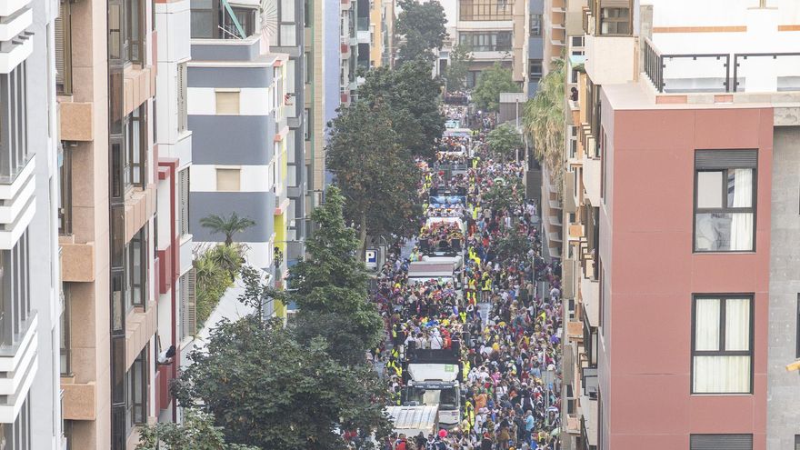 Más de 120.000 personas bailaron al ritmo de la Gran Cabalgata de Las Palmas de Gran Canaria