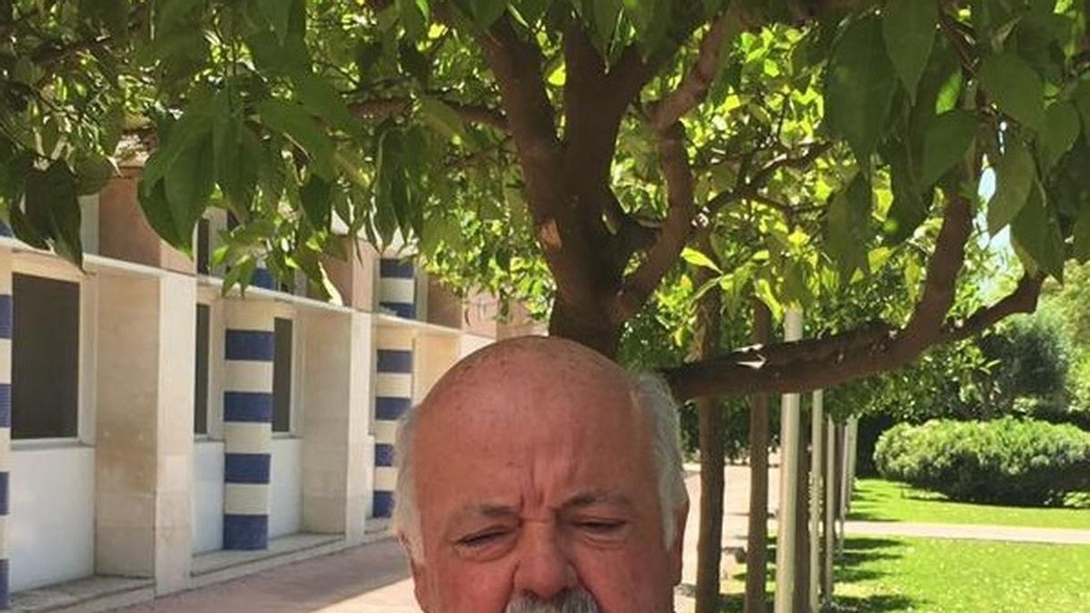 Aguirre pide disculpas por usar "algún término coloquial o inapropiado" al referirse al aborto como "chupetón"