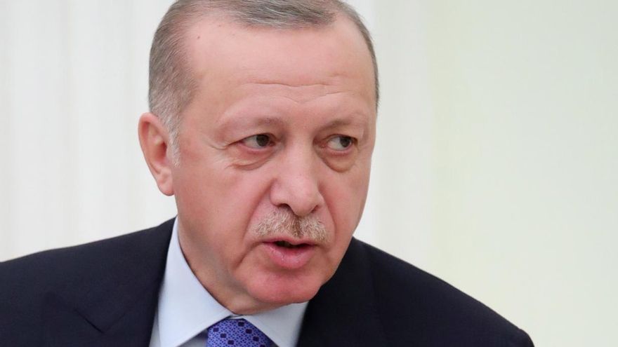 Según CNNTürk el presidente turco, Recep Tayyip Erdogan, ha ordenado a tres ministros que se desplacen al lugar de la explosión.