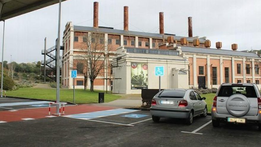 Nuevo acceso y aparcamiento del Museo de la Energía de Ponferrada./ Foto: Infobierzo.com