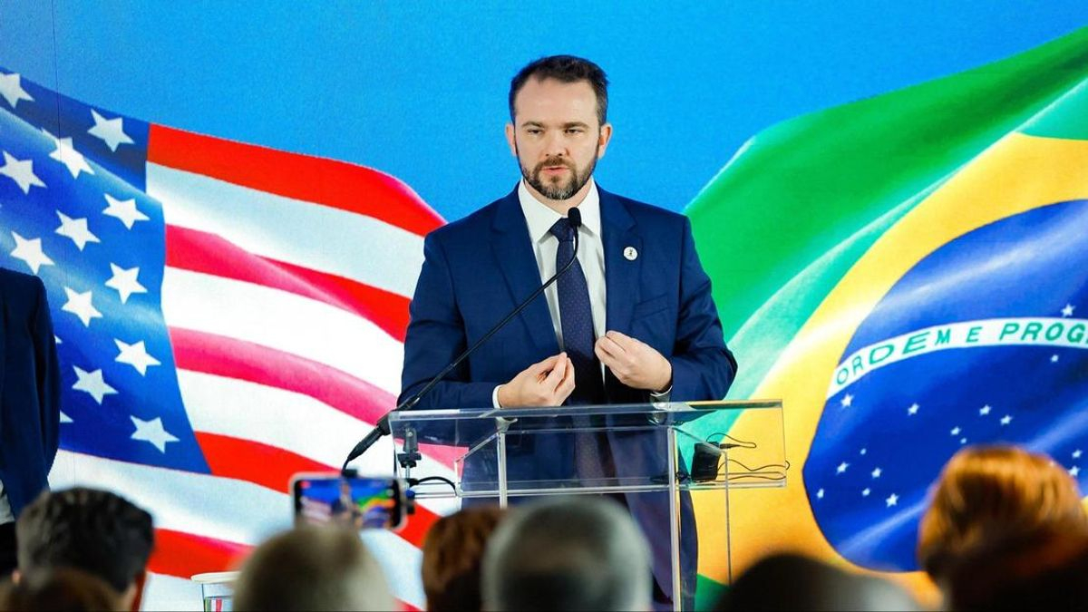 El ministro de Hacienda de Brasil llama "payaso" a Milei y cuestiona la economía argentina