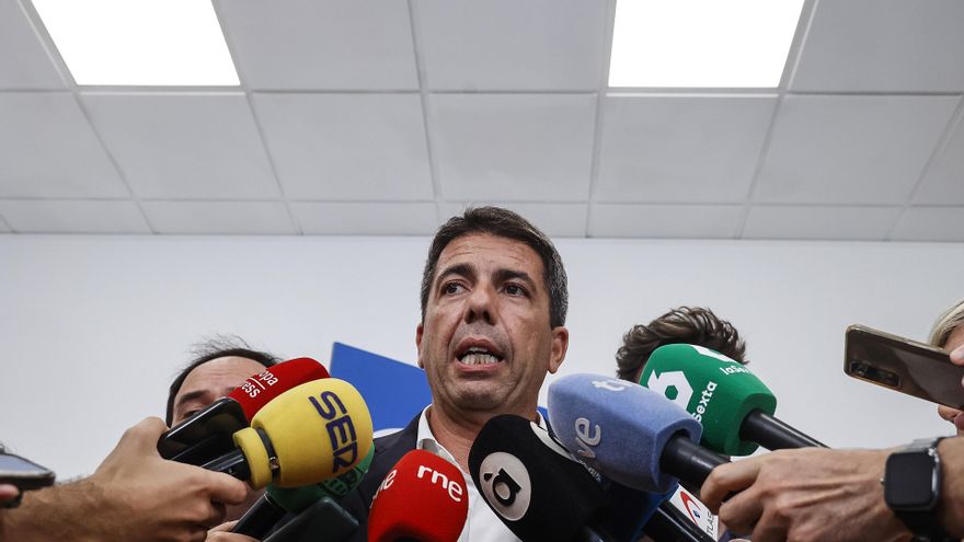 Mazón alega que no formaba parte de sus competencias vigilar los cambios accionariales en las ITV