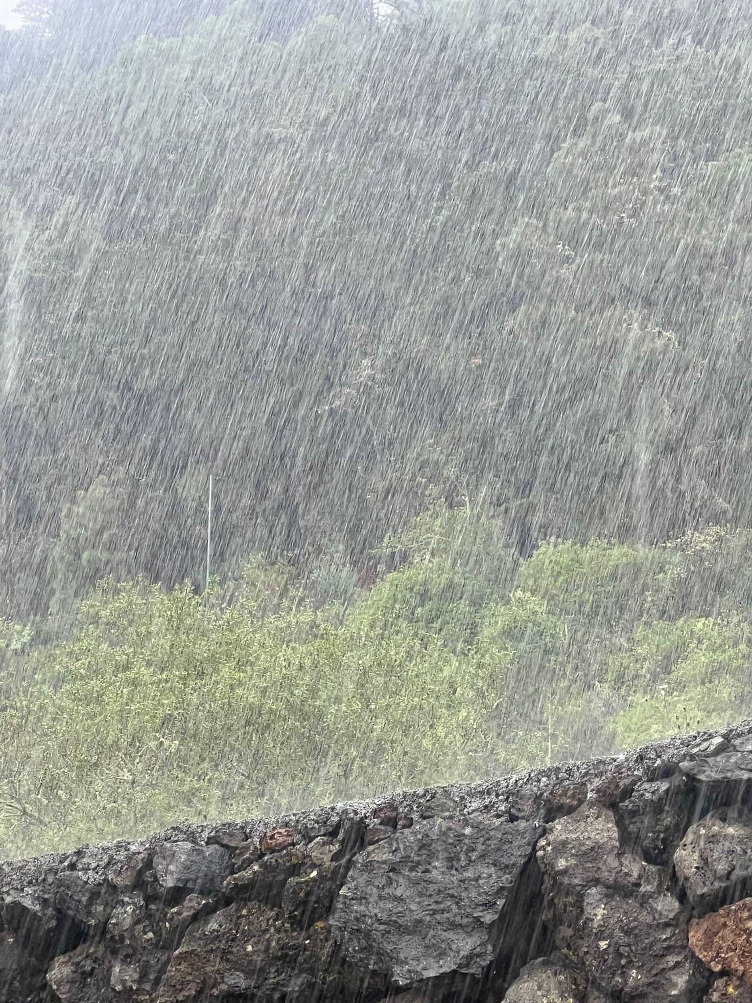 Lluvia, este sábado, en Villa de Mazo.