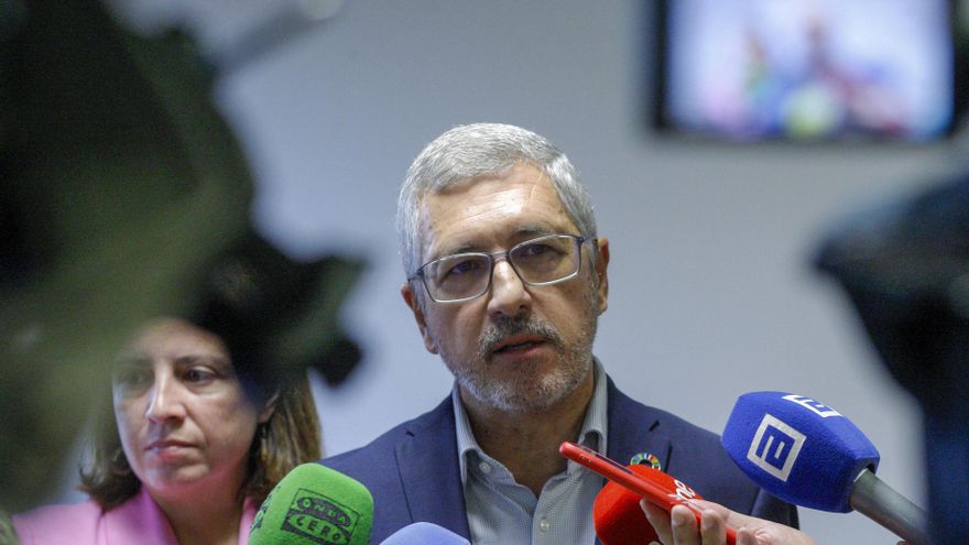 Hugo Morán reconoce "un impacto no menor" de los incendios forestales en poblaciones de lobo ibérico