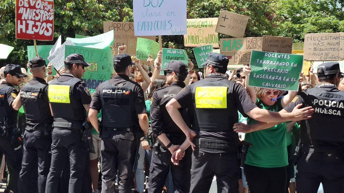 Los manifestantes han acudido al Foro Agroindustrial de Huesca
