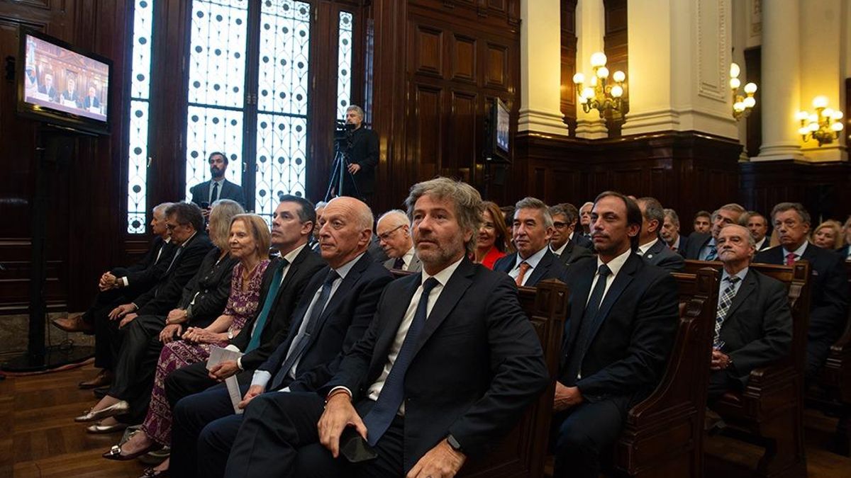 El ministro Mahiques, en la primera fila. A su lado, el procurador Eduardo Casal y el jefe de los abogados del Estado, Sebastián Amerio. En segunda fila, Santiago Viola, secretario de Justicia.