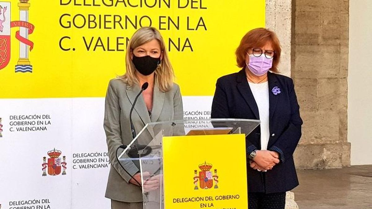 Gabriela Bravo y Gloria Calero, durante la rueda de prensa.