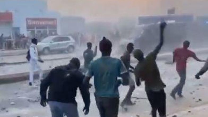 Senegal vive intensas protestas callejeras por la detención del principal líder opositor