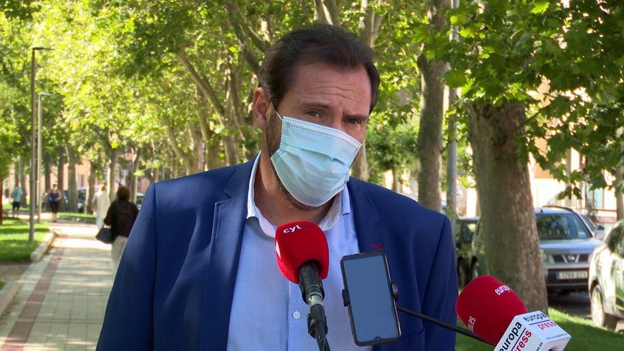 Óscar Puente llevará al juzgado al PP municipal y al tuitero que instó a acabar con él "al estilo Mussolini"