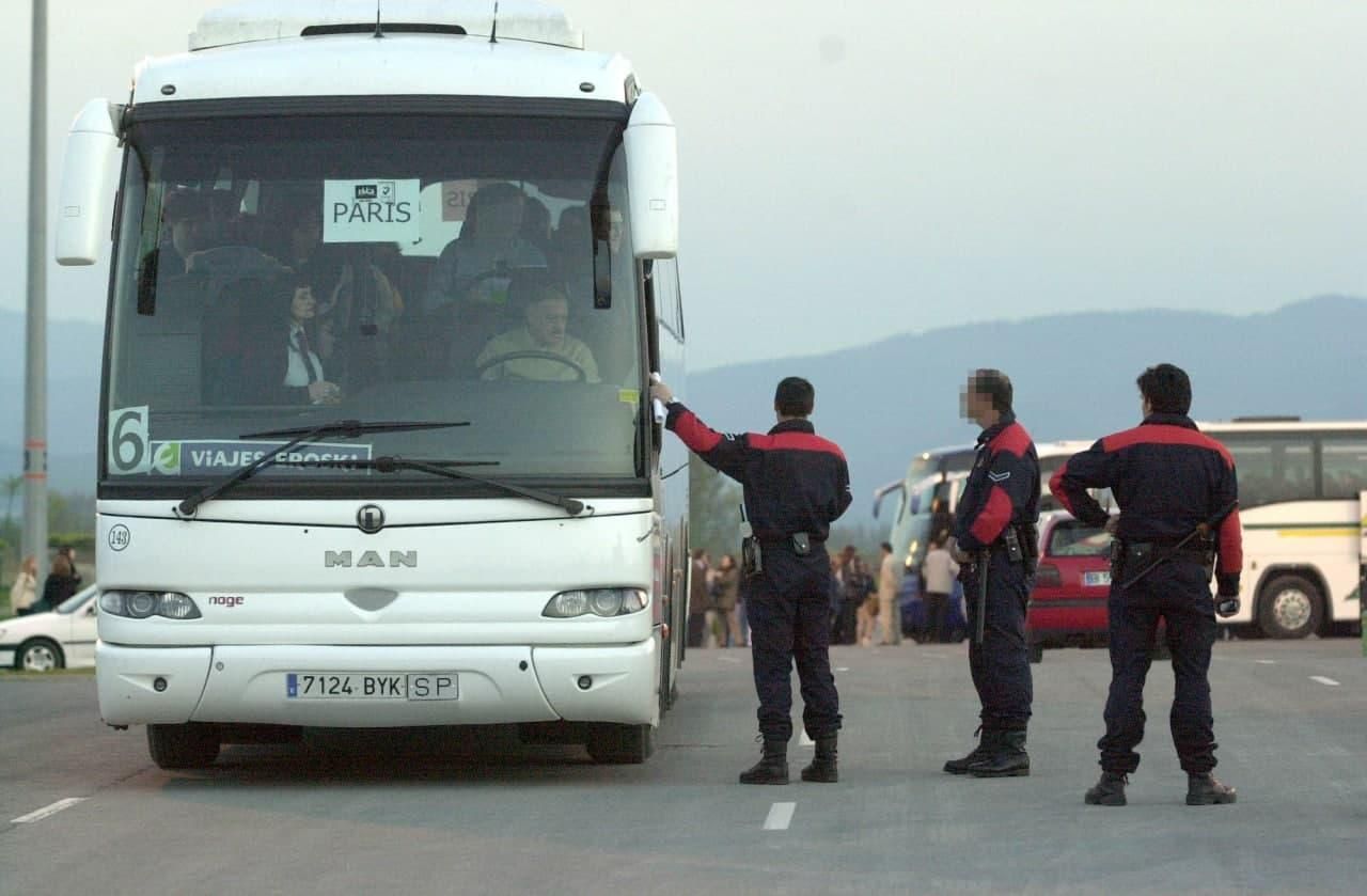 Control a un autobús a principios de la década de los 2000