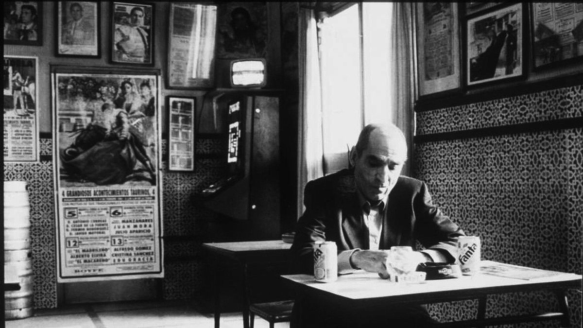 Un fotograma de 'Justino, un asesino de la tercera edad' (1994).