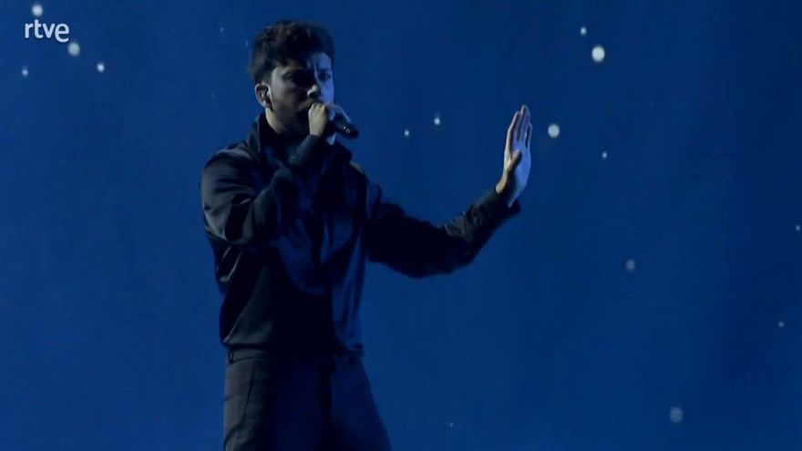 El segundo ensayo de Blas Cantó en Eurovisión 2021 dio leves retoques para retratar mejor sus emociones