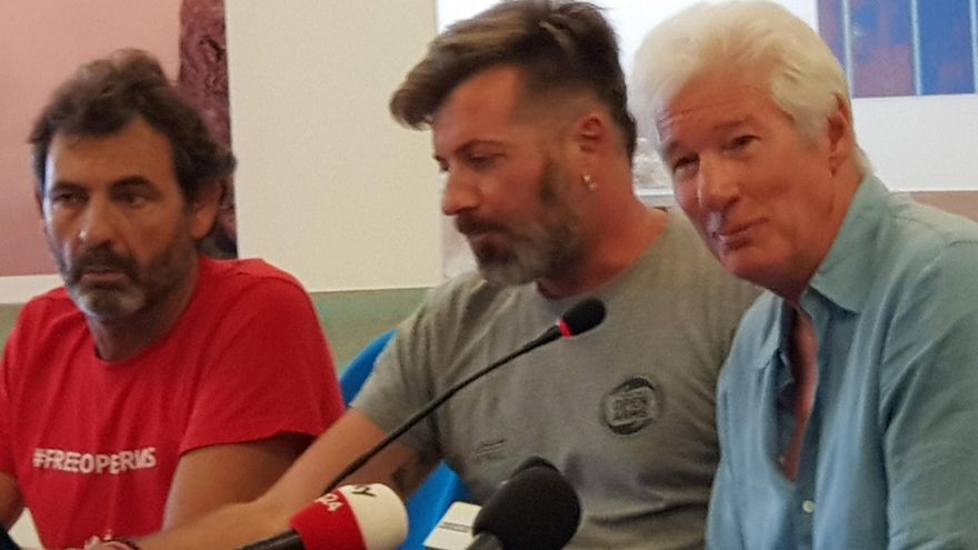 Richard Gere testificará en el juicio a Salvini por el caso Open Arms