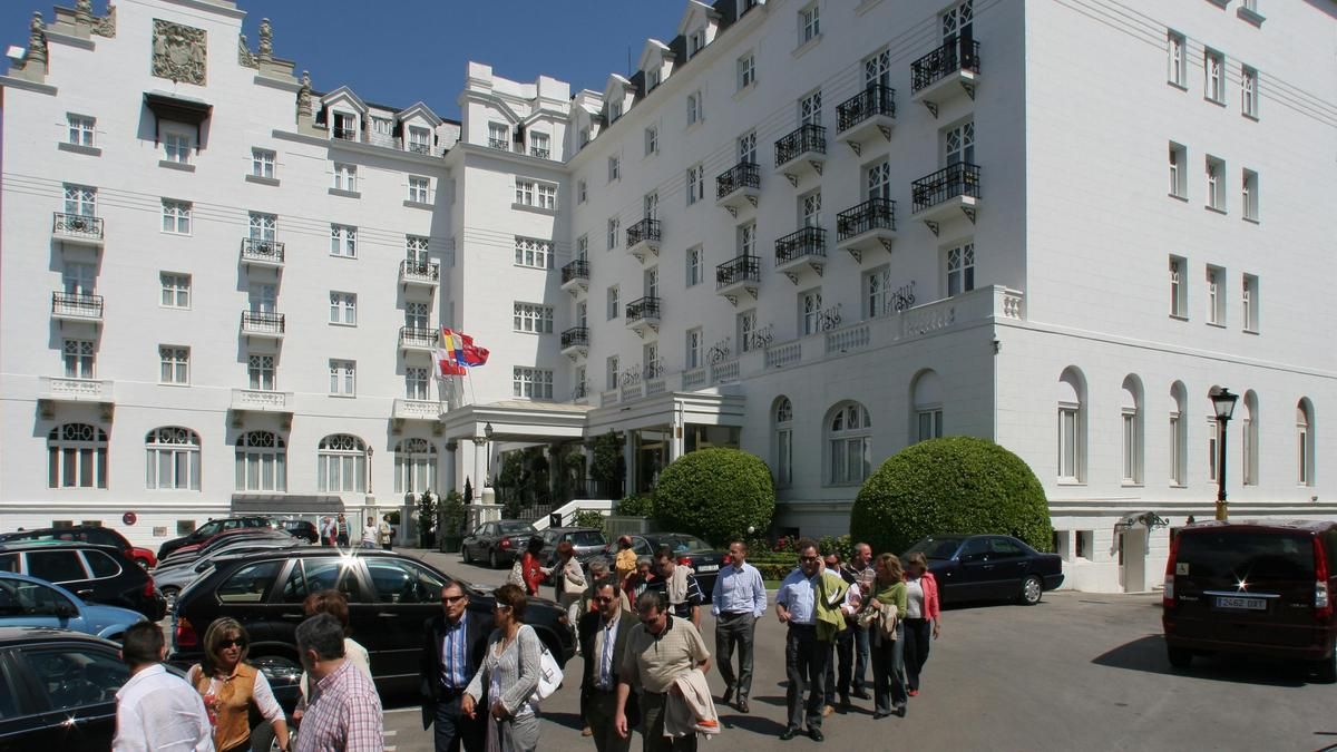 El Gobierno de Cantabria convoca una consulta pública previa para un nuevo decreto de establecimientos hoteleros