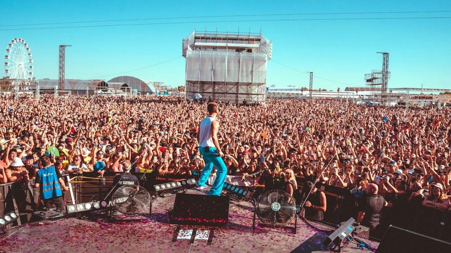 La alcaldesa de Ciudadanos concedió los permisos al Reggaeton Beach Festival de Oropesa la víspera contra criterio técnico