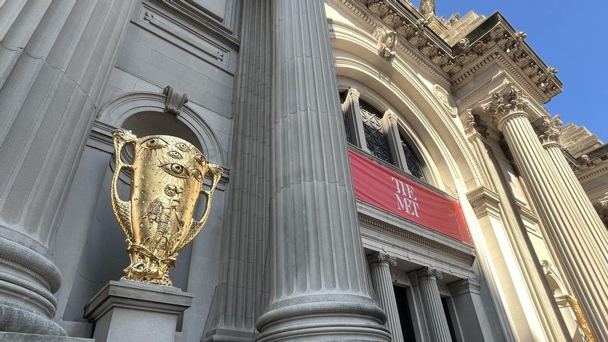 Una de las fachadas del MET