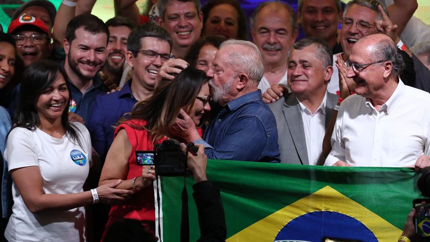 Lula da Silva gana las elecciones en Brasil: "Intentaron enterrarme vivo y aquí estoy"