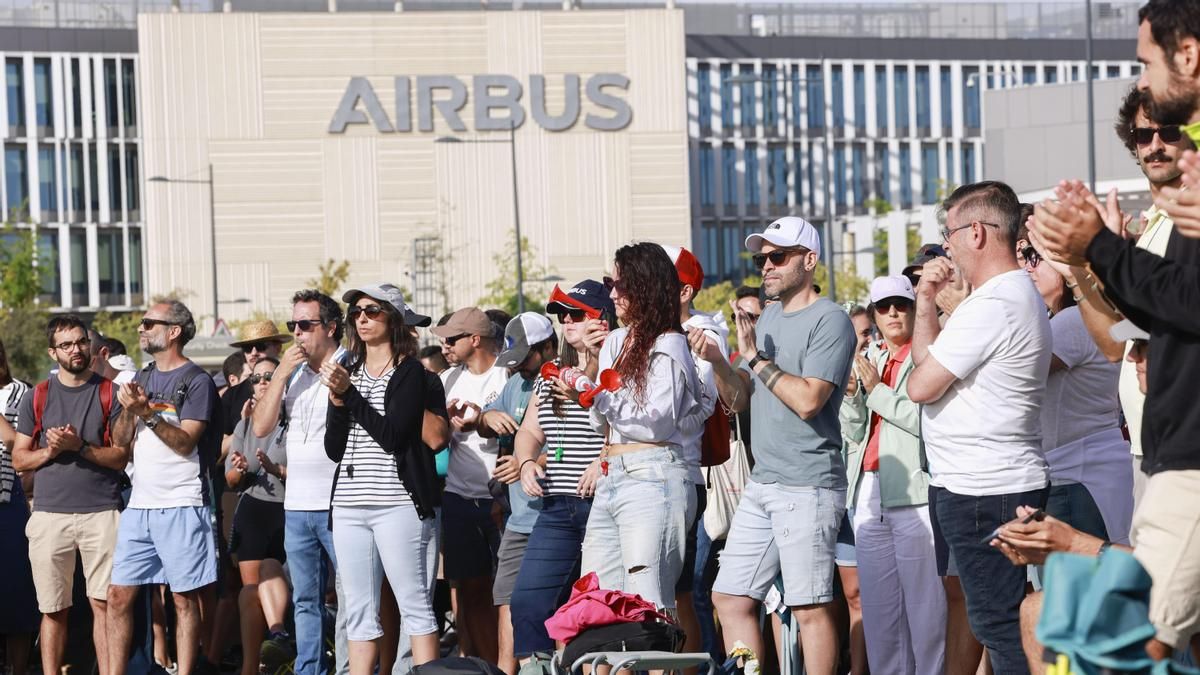 Los trabajadores mantienen la huelga indefinida en Airbus pese al ultimátum de la empresa para seguir negociando