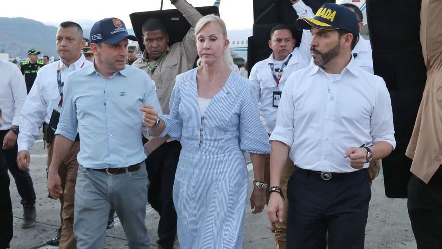 De la Espriella visita las zonas afectadas por el terremoto