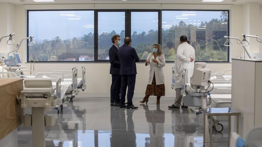 Oncólogos para suplir la falta de internistas: nuevas quejas en el área sanitaria que gestiona la prima de Feijóo