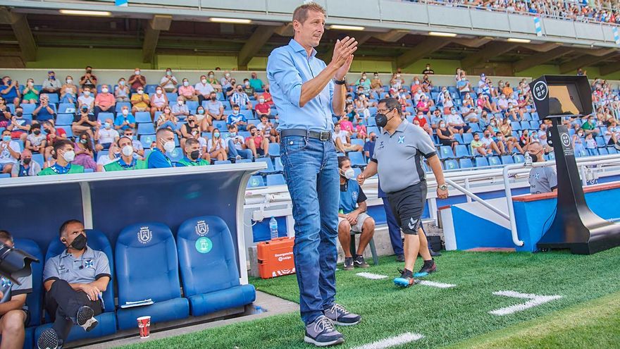 Cincuenta partidos de Ramis como técnico del CD Tenerife