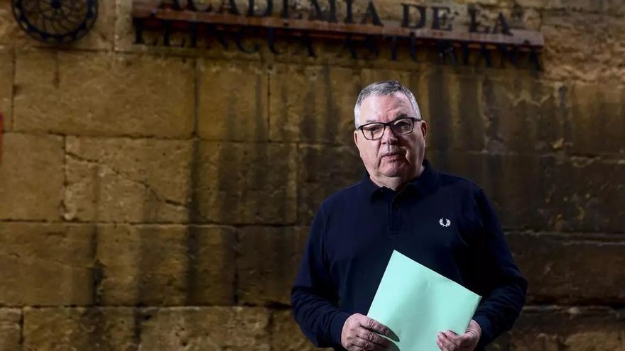 La poeta Berta Piñán, exconsejera de Cultura de Asturias, Premio Nacional de Literatura Asturiana