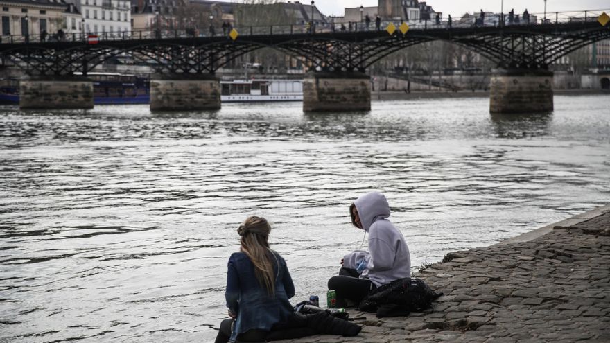 Francia alcanza una cifra récord en 2021 de pacientes graves por covid