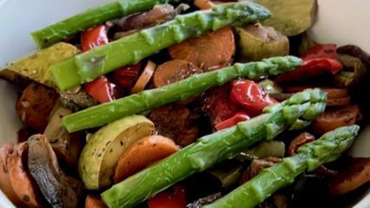 De la bandeja a la mesa, restaurantes y catering cocinan por ti en Navidad