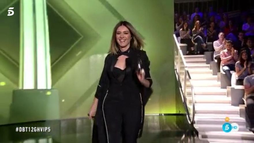 Sandra Barneda aparece bailando