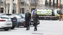 Francisco Granados, acompañado de su abogado, a la entrada de la Audiencia Nacional.