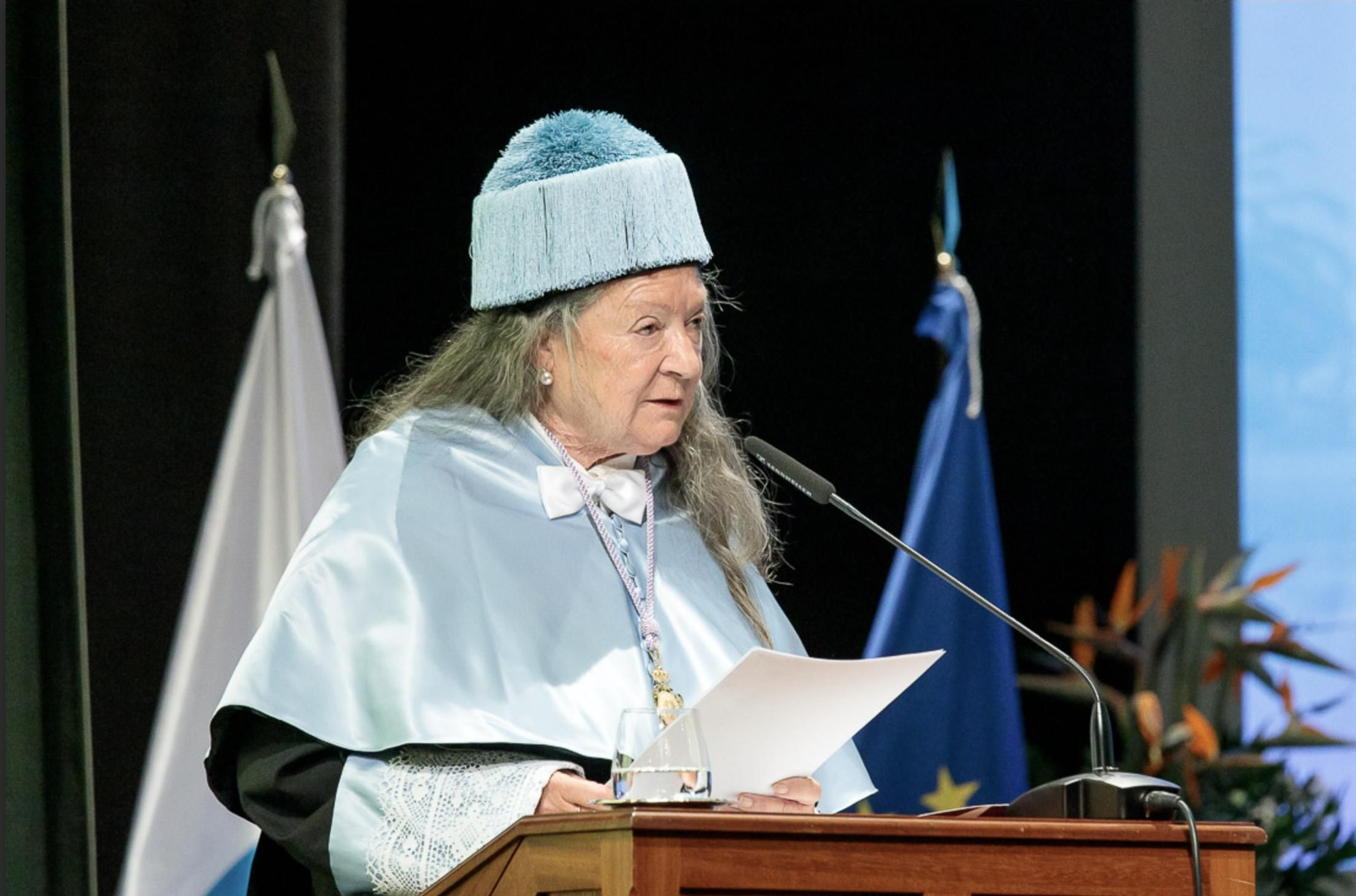 Elsa López durante su intervención.